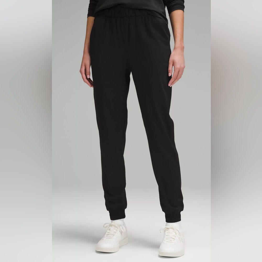 lululemon Stretch High-Rise Jogger *Full Length | Size 14 | Black